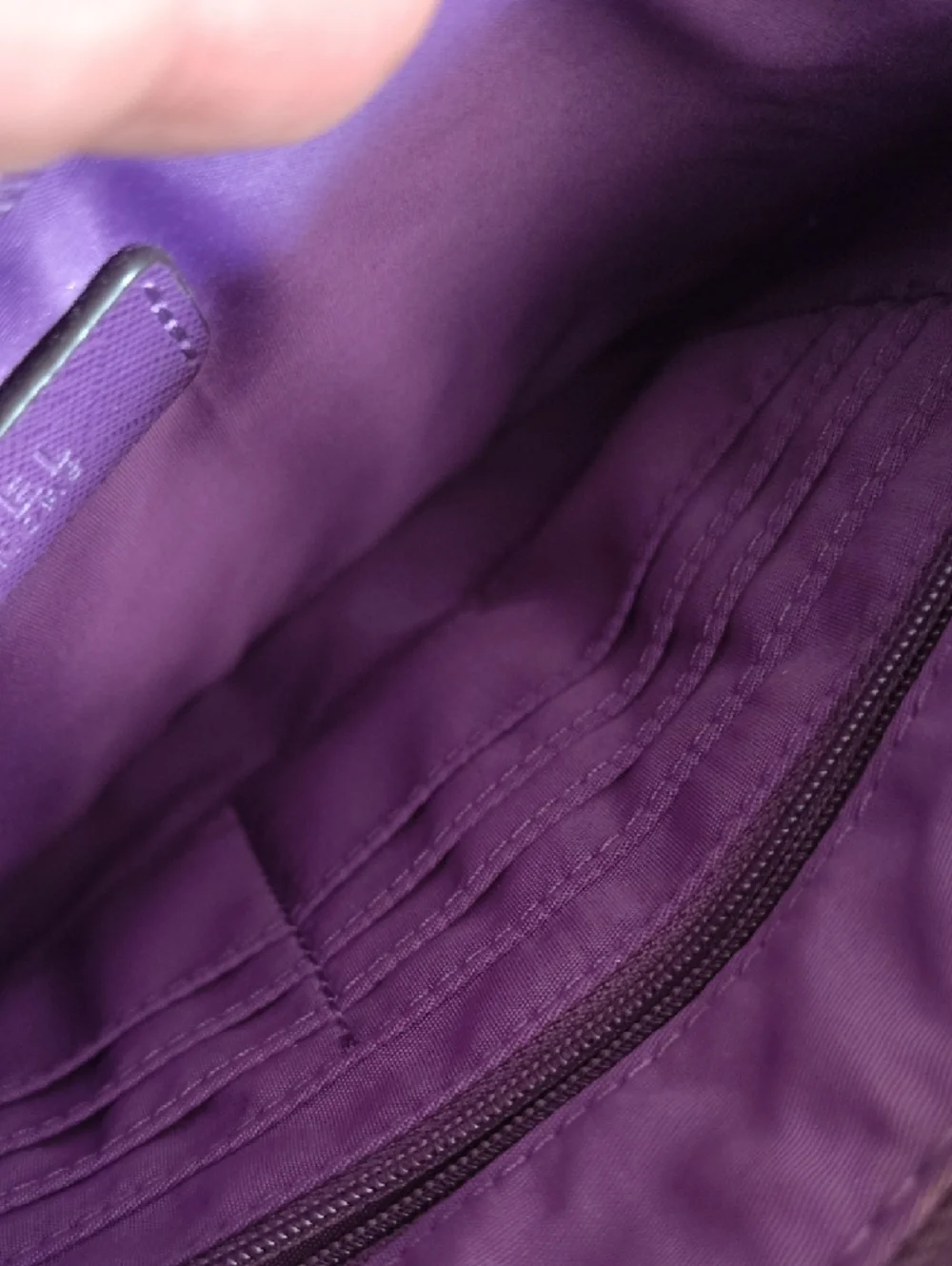 🆕Michael Kors Quilted Satin Purple Wristlet Clutch with Gold Logo